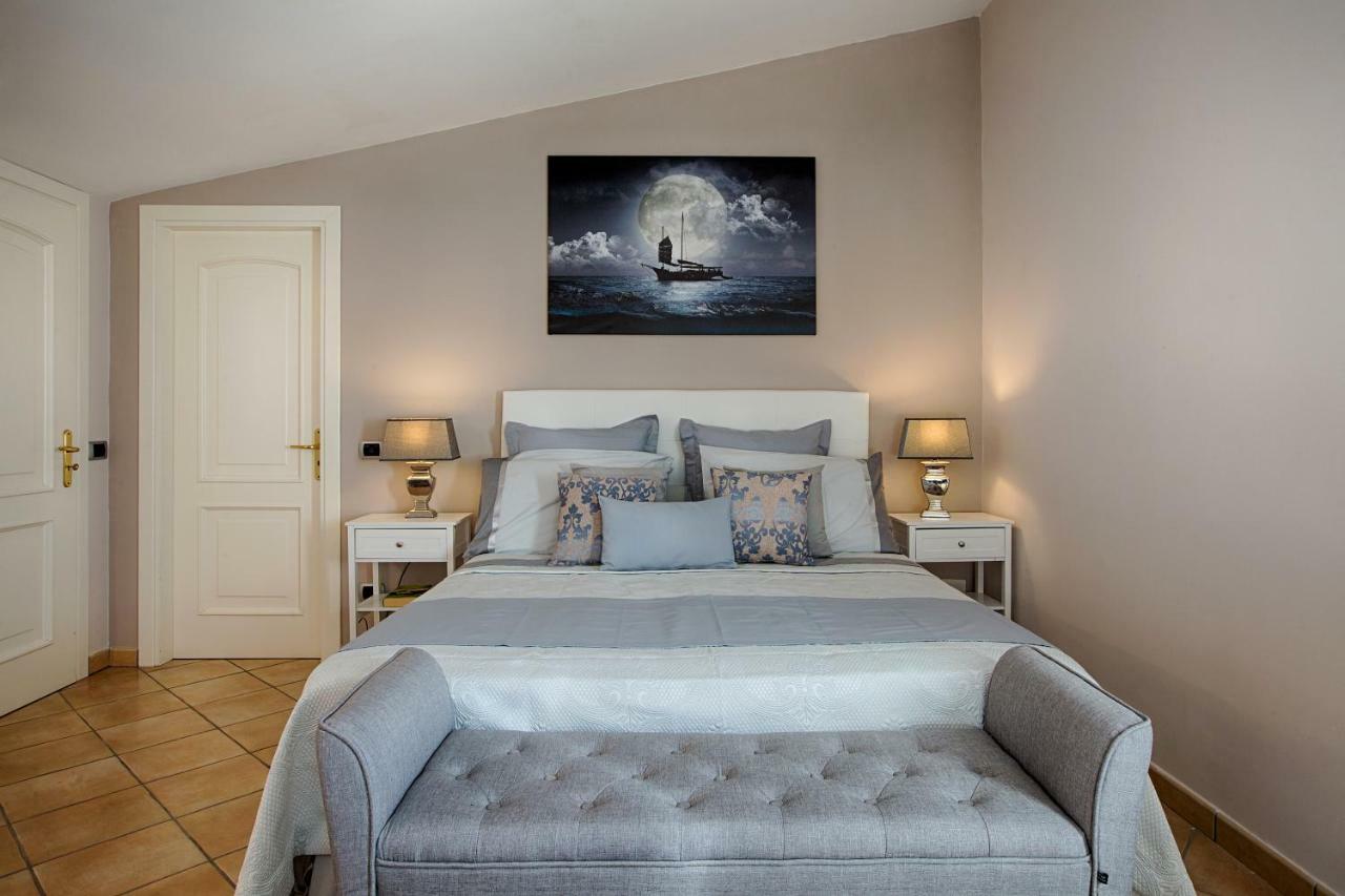 Villa Spartano Sant'Agata Sui Due Golfi Massalubrense 马萨鲁布朗斯 外观 照片