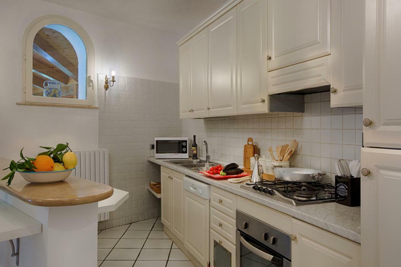 Villa Spartano Sant'Agata Sui Due Golfi Massalubrense 马萨鲁布朗斯 外观 照片