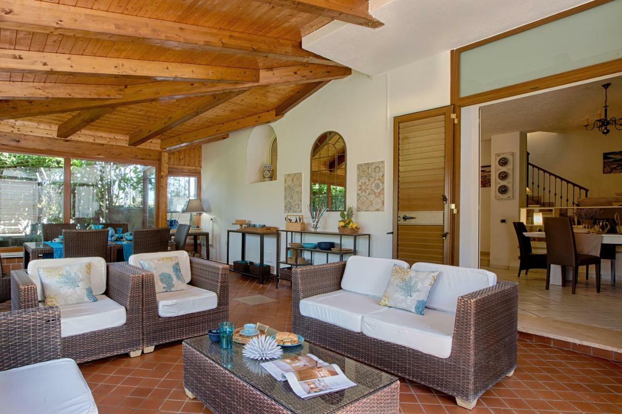 Villa Spartano Sant'Agata Sui Due Golfi Massalubrense 马萨鲁布朗斯 外观 照片